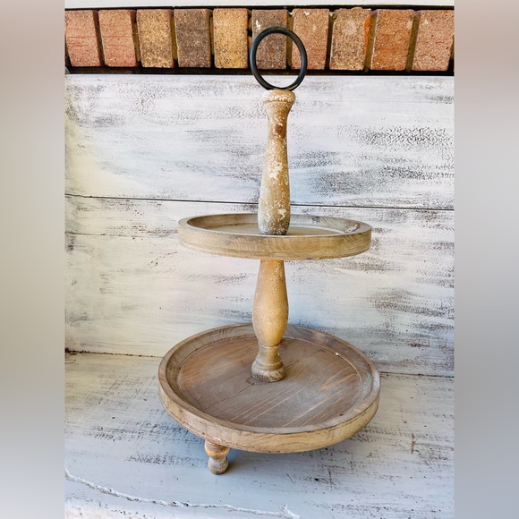 *Weathered Two Tiered Tray - Picture 7 of 13